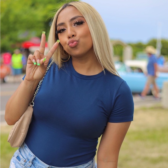 Meet your Posher, Yesenia - Picture 1 of 1